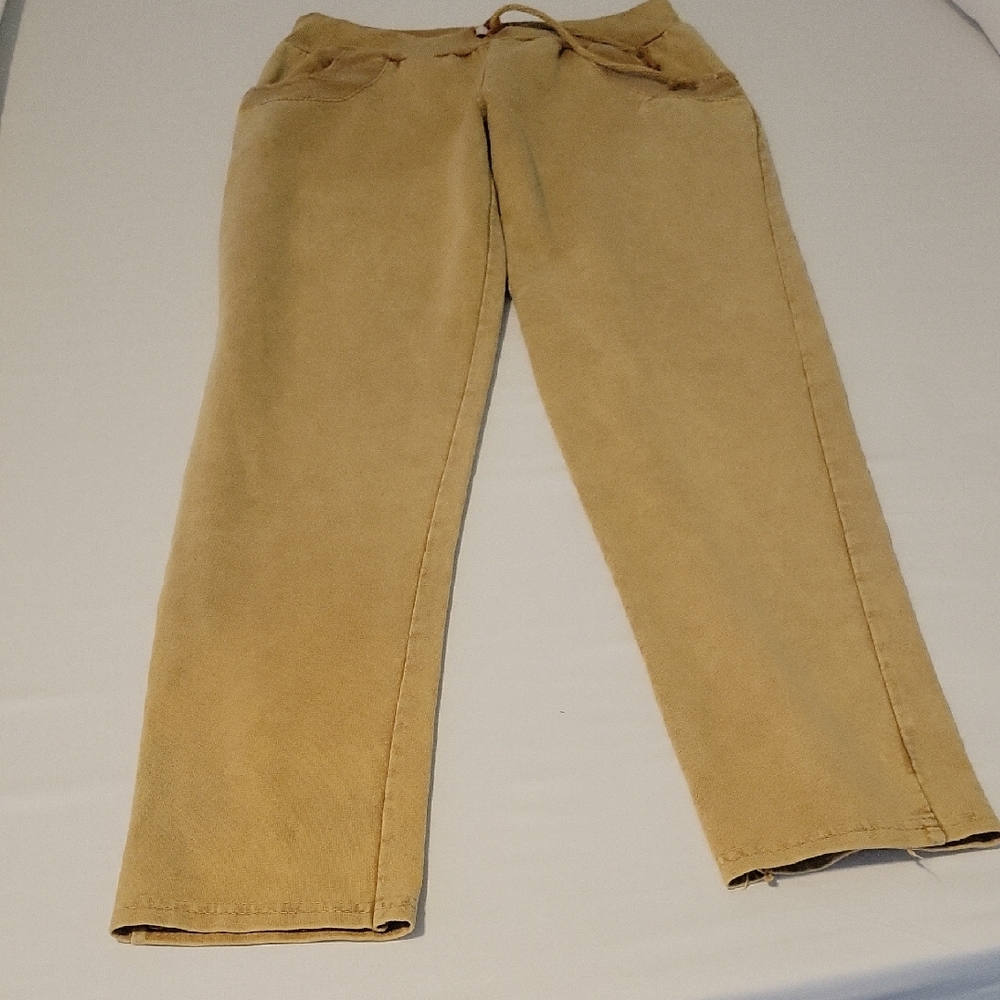 Women's Tan Pants